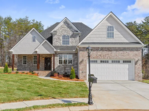 407 Ottawa Dr, Soddy Daisy, TN 37379
