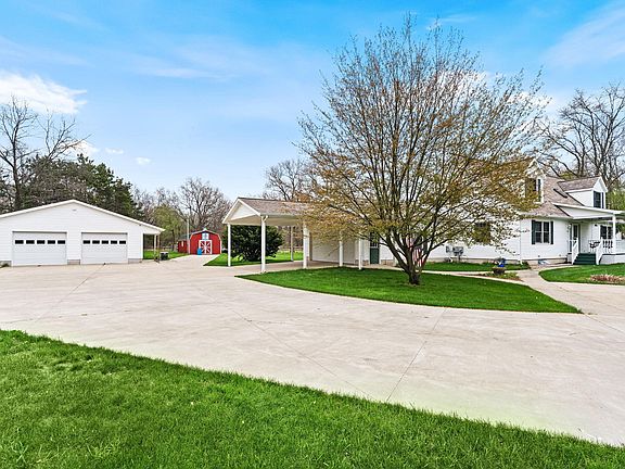 4th image of 360 Chatterson Rd