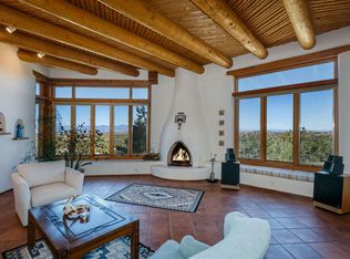 41 Estrada Maya, Santa Fe, NM 87506