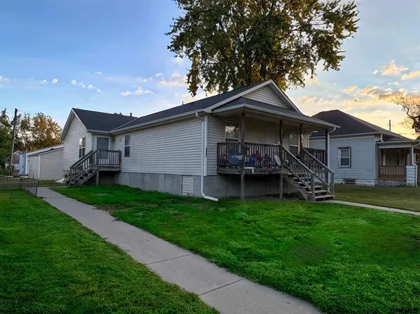 136 B St APT 2, Lincoln, NE 68502