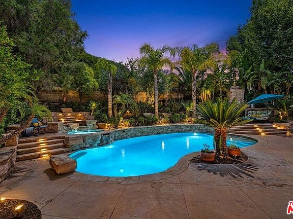 2nd image of 25514 Brighton Pl