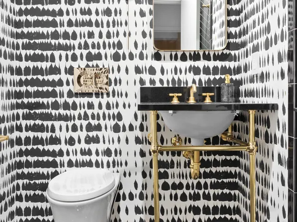 116 West 22nd Street image 10 of 13