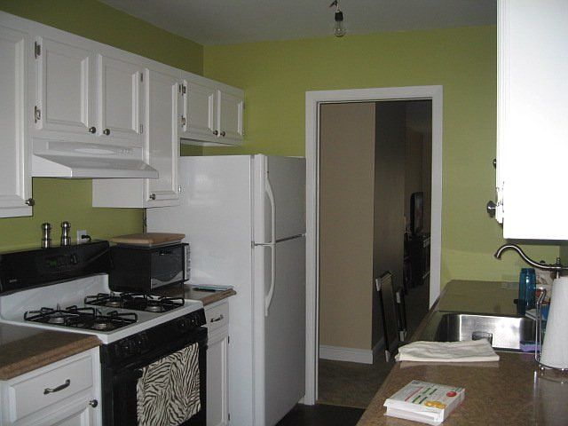 2nd image of 21 Ann Ct