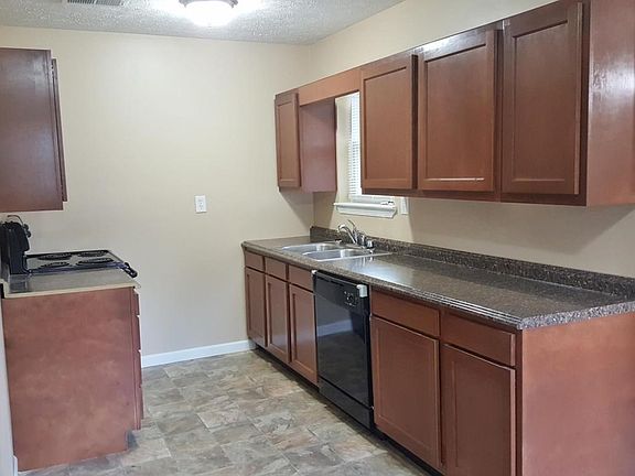 Beautiful Remodeled Kitchen