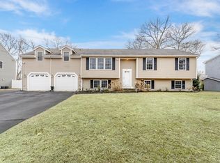 23 Beaver St, Brockton, MA 02302