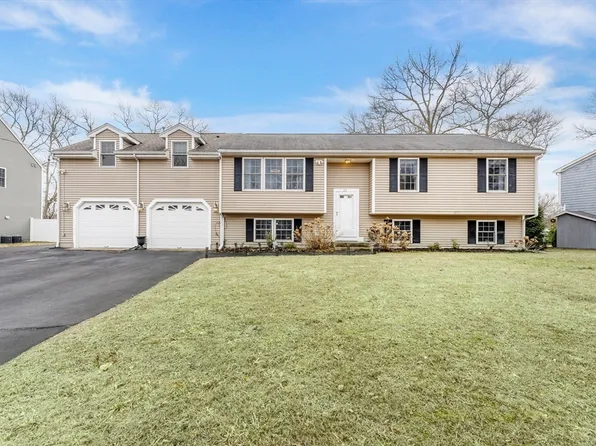 23 Beaver St, Brockton, MA 02302