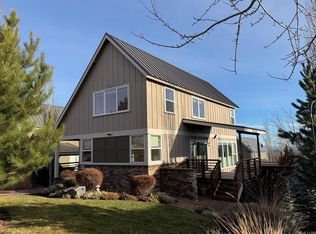 388 Parks Loop, Redmond, OR 97756