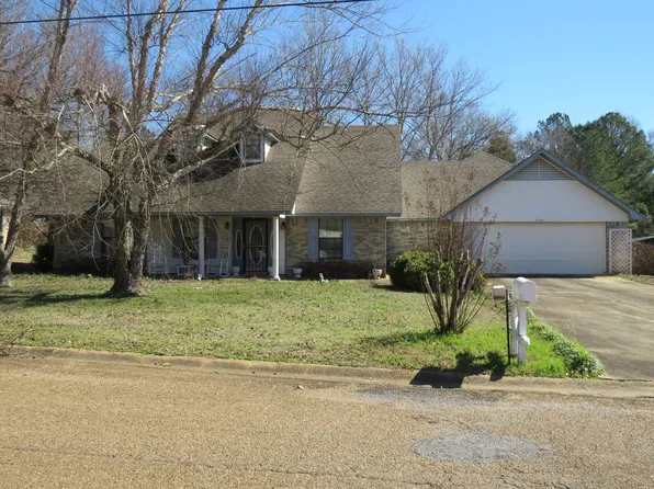 306 Woodland Dr, Kosciusko, MS 39090