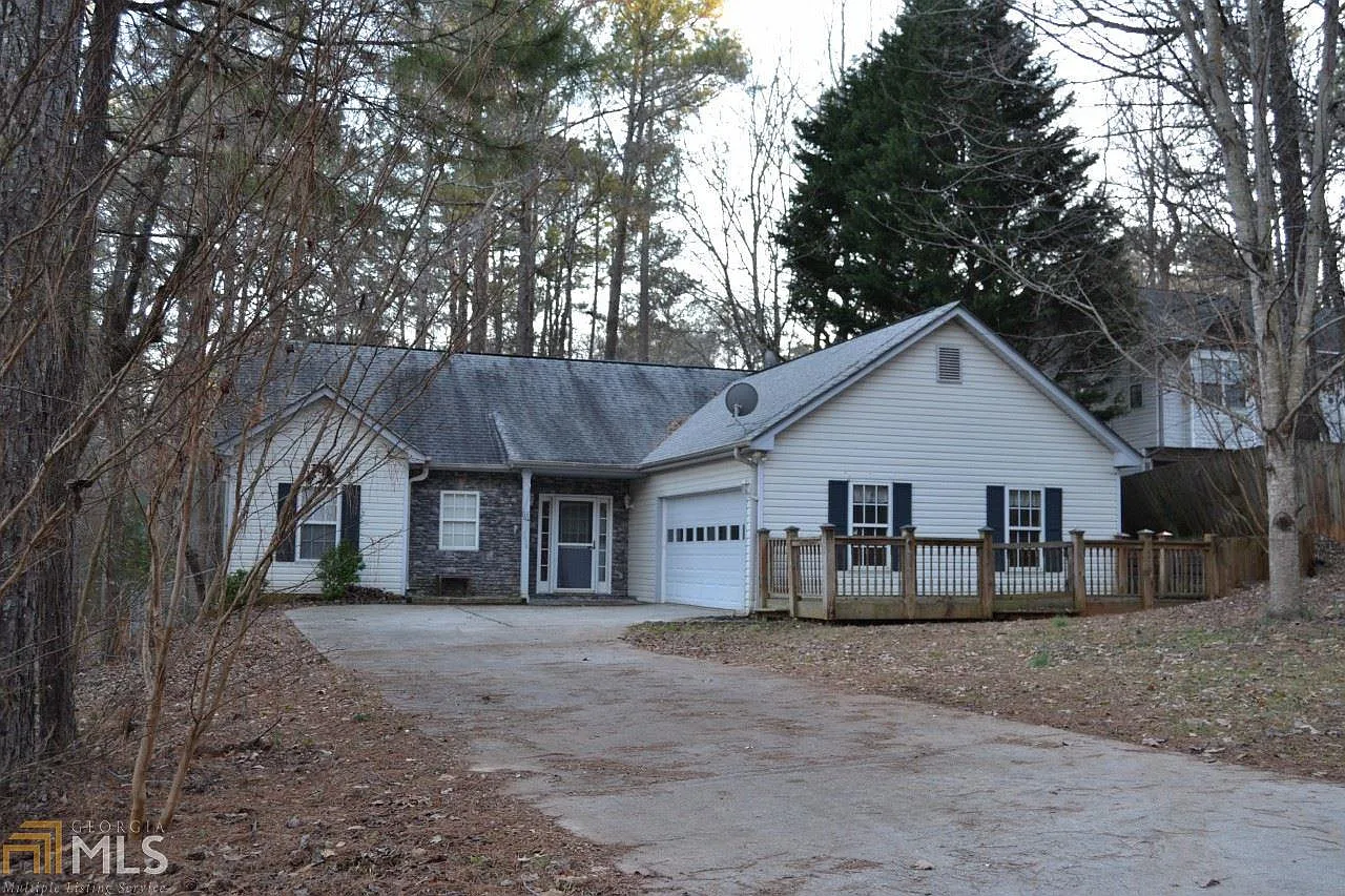 4404 Lucy Ln photo 1