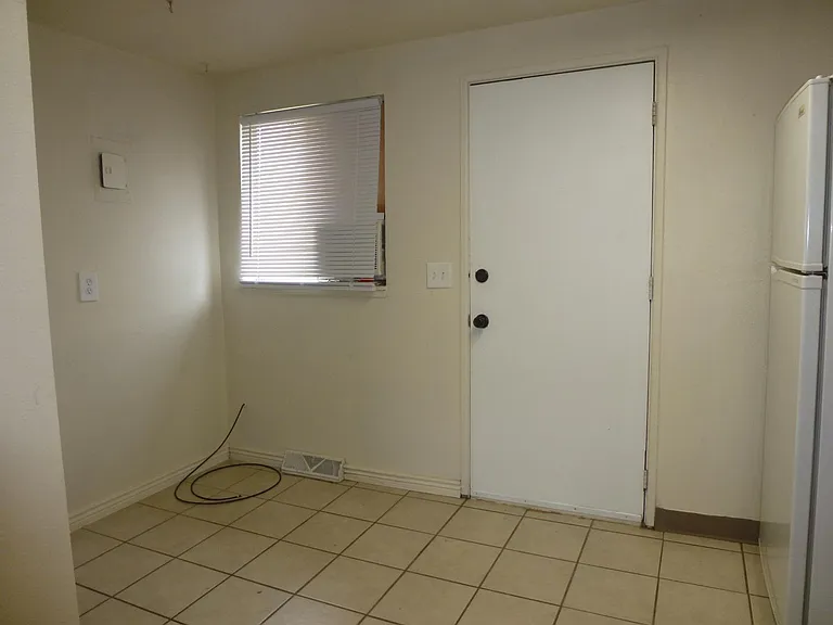 Unit Photo