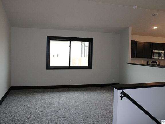 4th image of 7640 50th St