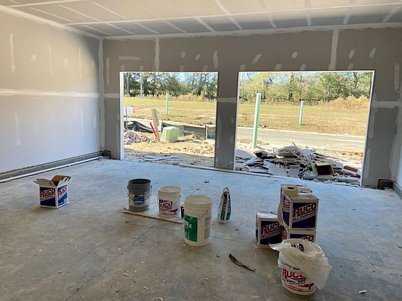 Garage Construction Progress Your new home at 4083 Halton Road.