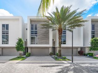 4130 NW 17th Ave, Boca Raton, FL 33431