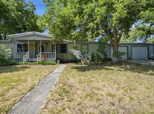 816 W Ayers Ave, De Leon, TX 76444
