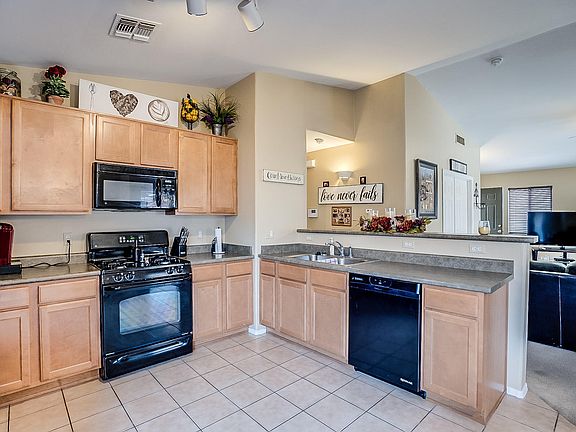 5th image of 3572 W Lost Village Ln