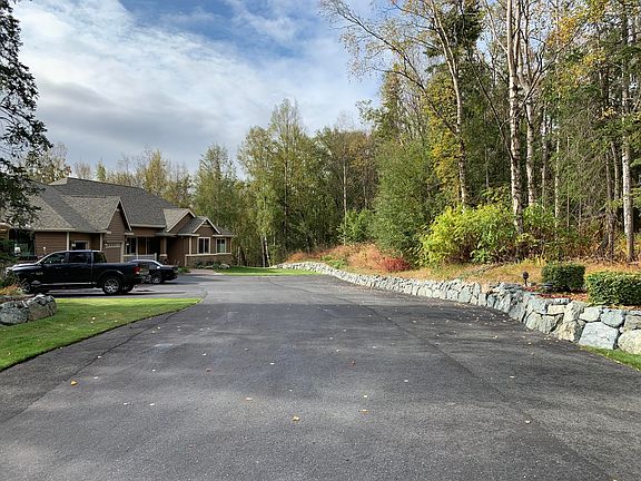 2nd image of 10050 Stewart Dr