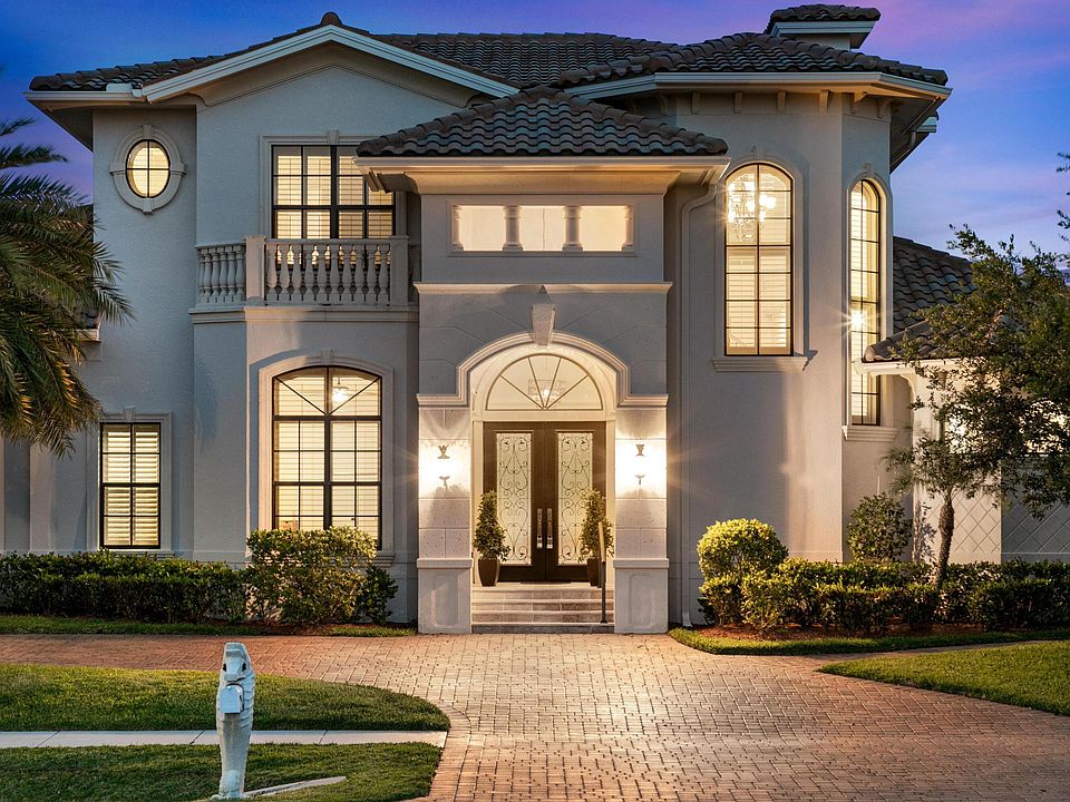 1st image of 33 Copperfield Ct