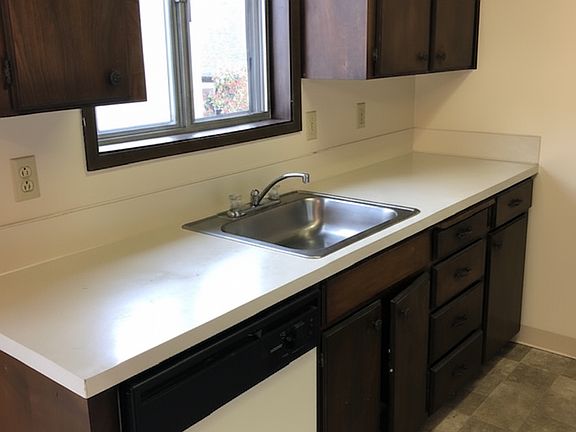 5th image of 121-133 SE 31st Ave #27177349D