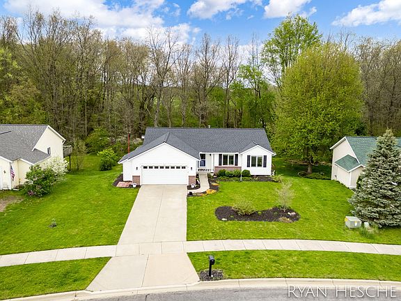 2nd image of 561 Oak Meadow Dr