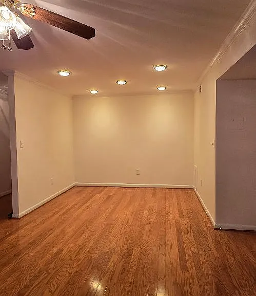 5484 Cedar Ln #B1 — Photo 4