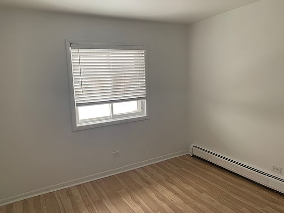 2nd image of 19719 Terrace Ave APT 3