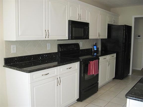 4th image of 3895 Stella Dr