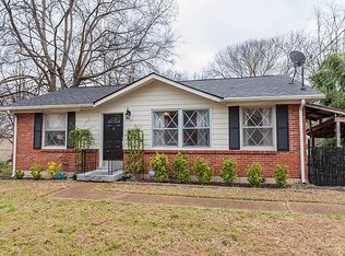 555 Lockwood Dr, Nashville, TN 37214
