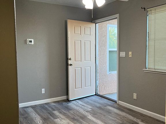 2nd image of 2029 Shasta Dr #1