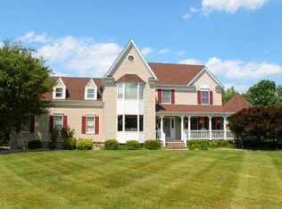 28 Buchanan Way, Flemington, NJ 08822
