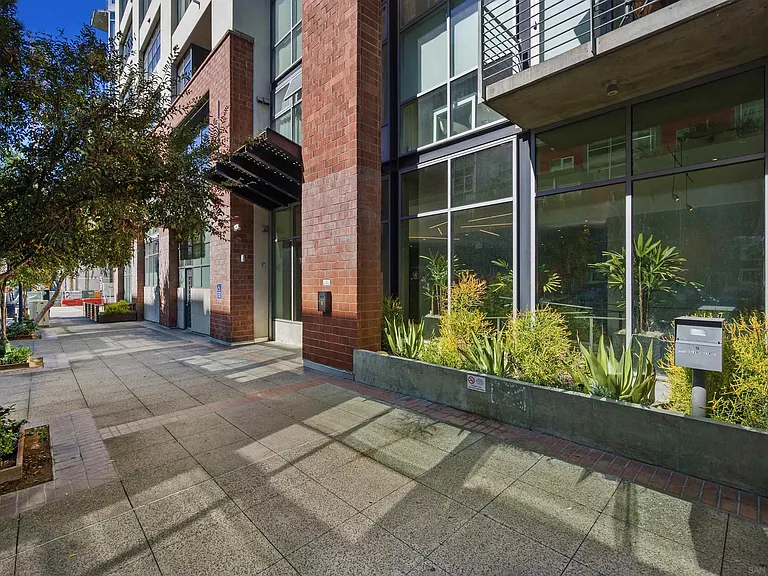1050 Island Ave #425 — Photo 26