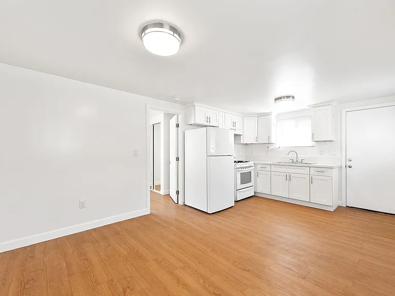 117 S Hayes Ave #C — Photo 7