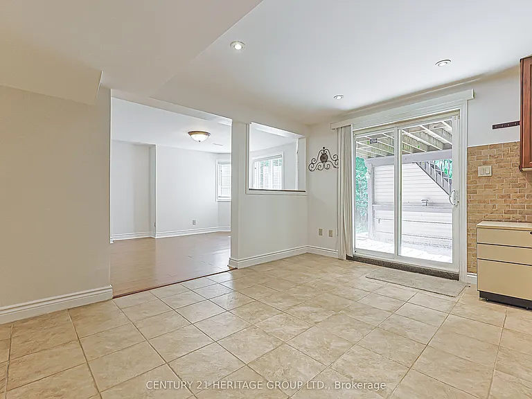 385 Maria Antonia Rd — Photo 10