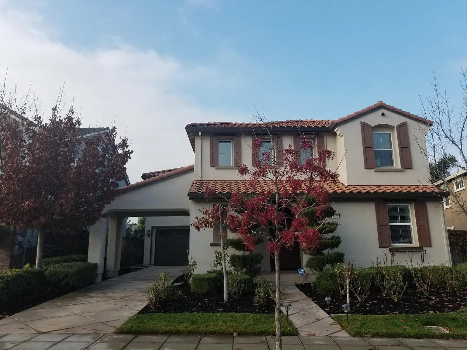 4 bed, 3064 sqft, $3,650 — Photo 1