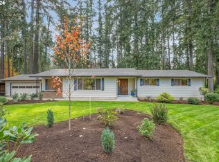 16040 S Sandalwood Rd, Oregon City, OR 97045