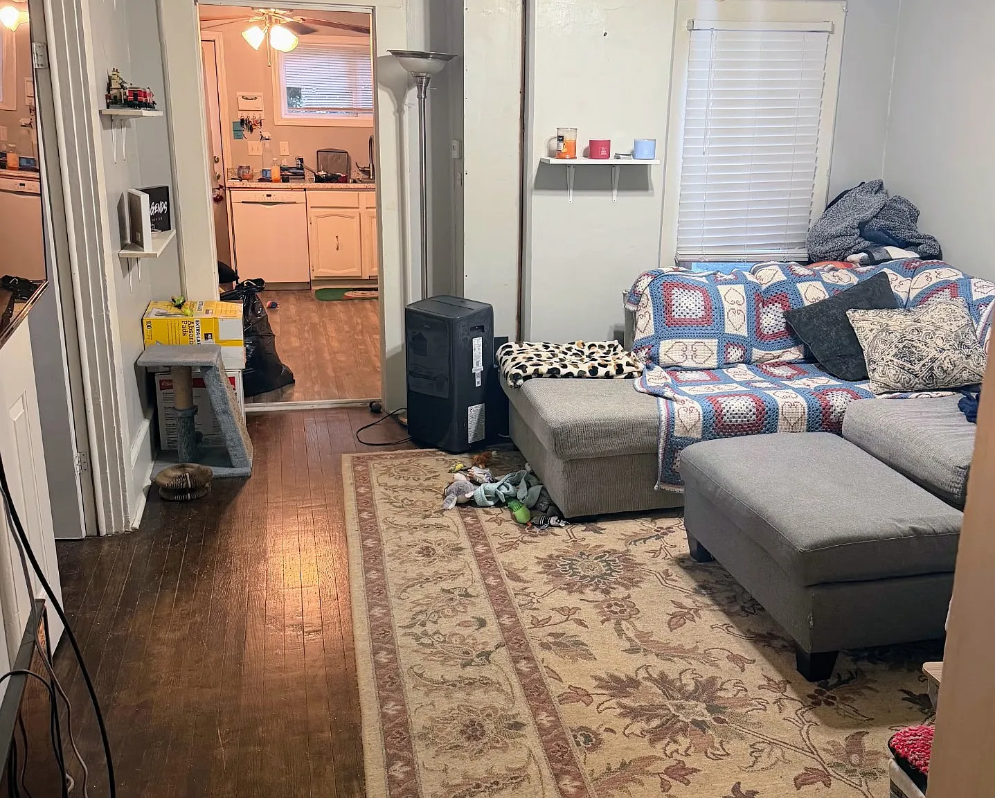 2 bed, 900 sqft, $1,050 — Photo 4