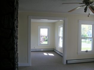 438 Hazard Ave FLOOR 2, Enfield, CT 06082