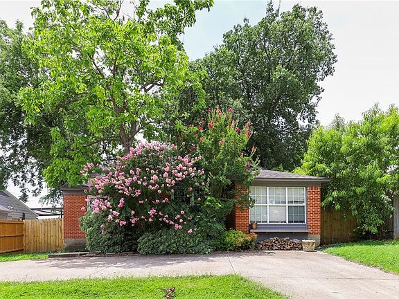 4th image of 1808 Devonshire Dr