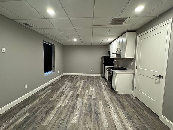 5th image of 8 Avon St #102