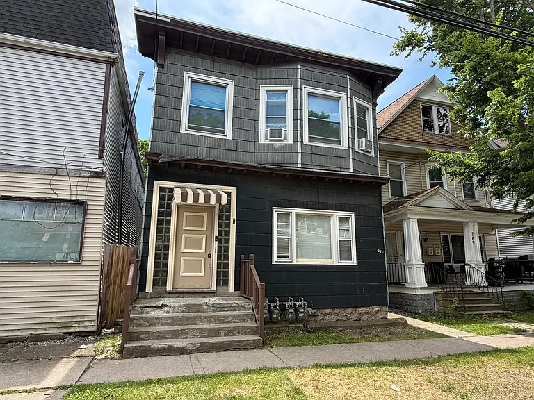 271 Grote St #1 — Photo 15