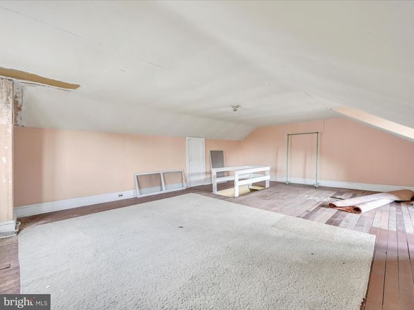 949 Sunbury Rd, Pottsville, PA 17901