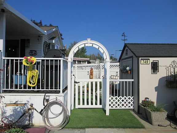 4th image of 415 Commonwealth Rd Unit 749