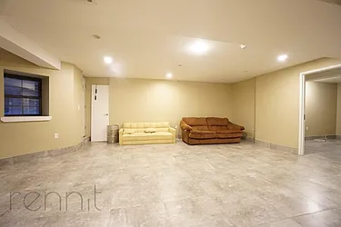 Rented by Rennit Inc.