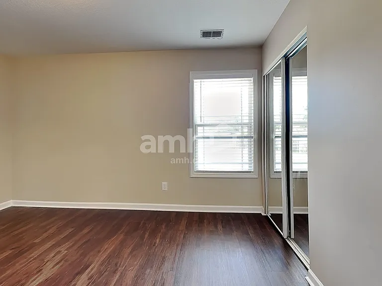 128 Heartstone Cir — Photo 13