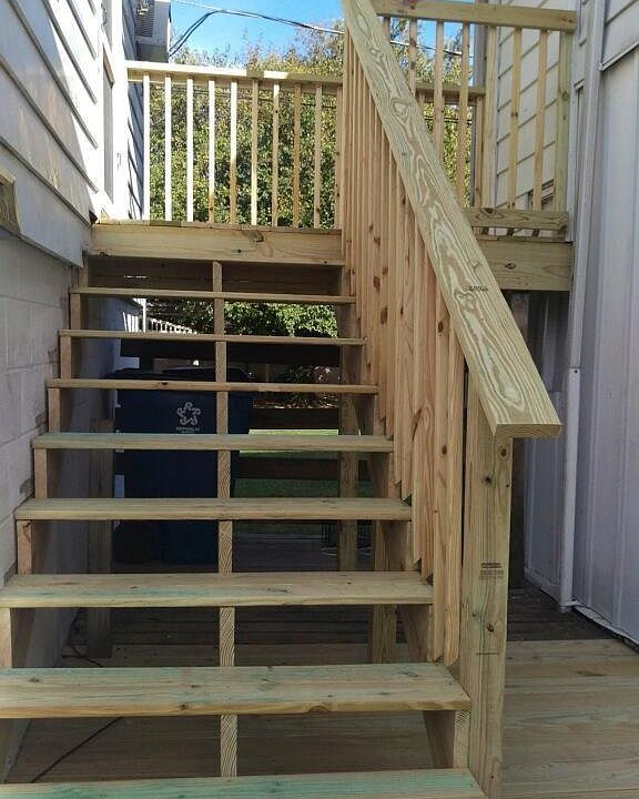 2nd image of 104 E Madison St