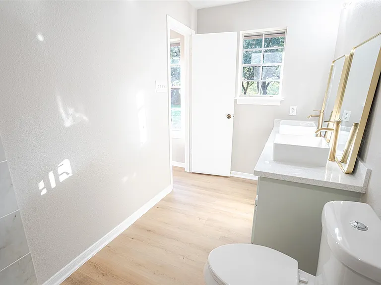 1601 Westwind Dr — Photo 25