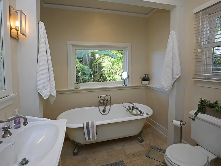 1423 Alta Vista Rd — Photo 34