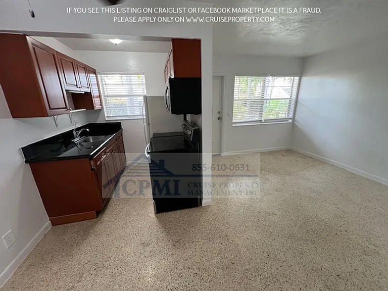 225 Ocean Breeze Lake Worth, FL 33460 — Photo 28