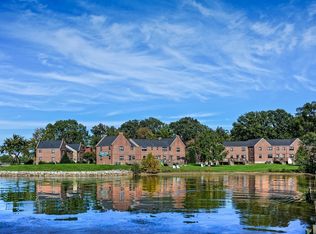 802 Wilson Point Rd APT E, Middle River, MD 21220