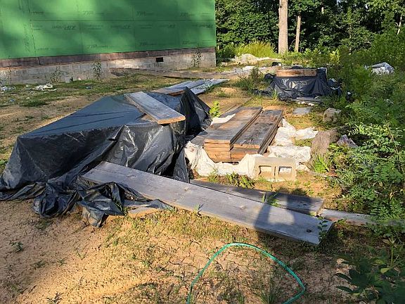 3rd image of 898 Honaker Dr