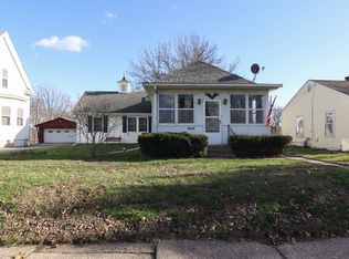 1115 S Michigan Ave, Davenport, IA 52802